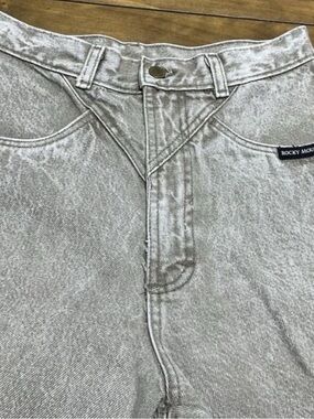 Rocky Mountain High-Rise Jeans in Light Gray Acid Wash